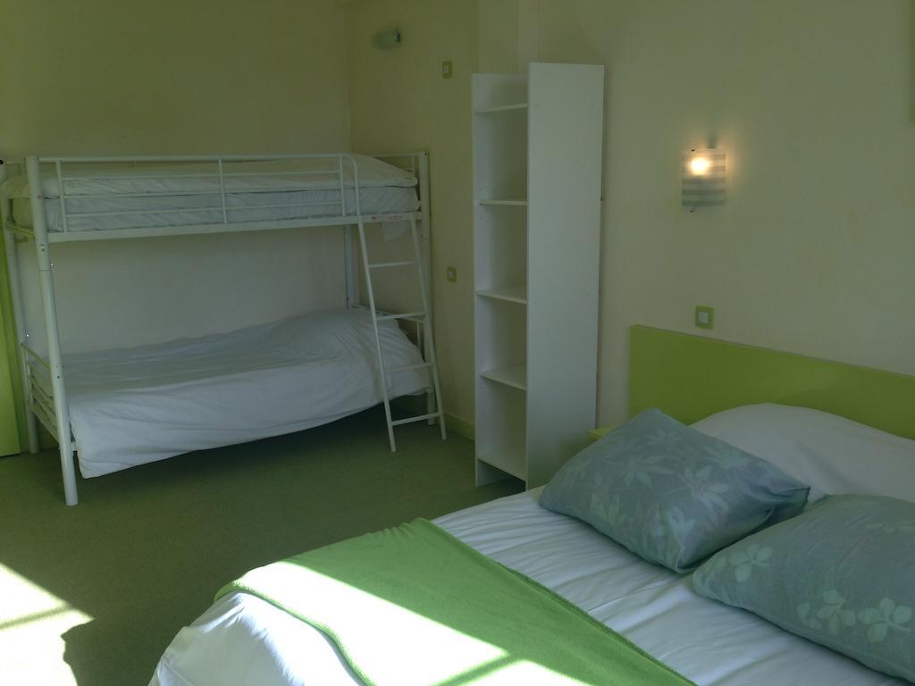Family Hotel - Site Du Parc Jaunay-Clan Phòng bức ảnh