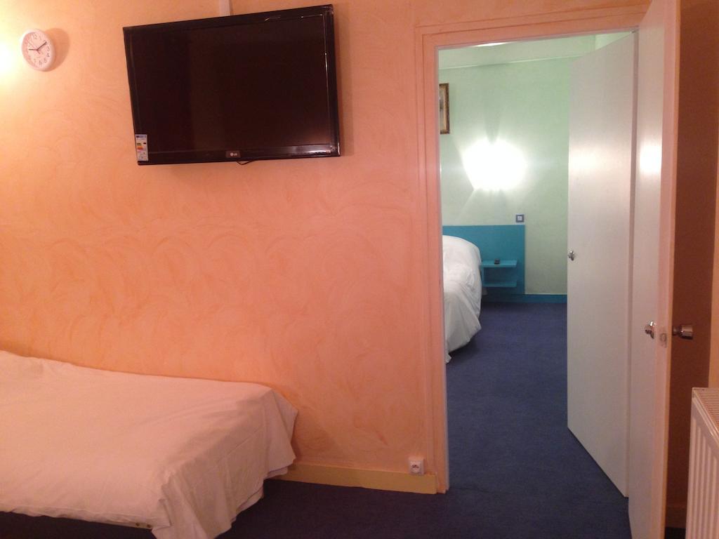 Family Hotel - Site Du Parc Jaunay-Clan Phòng bức ảnh